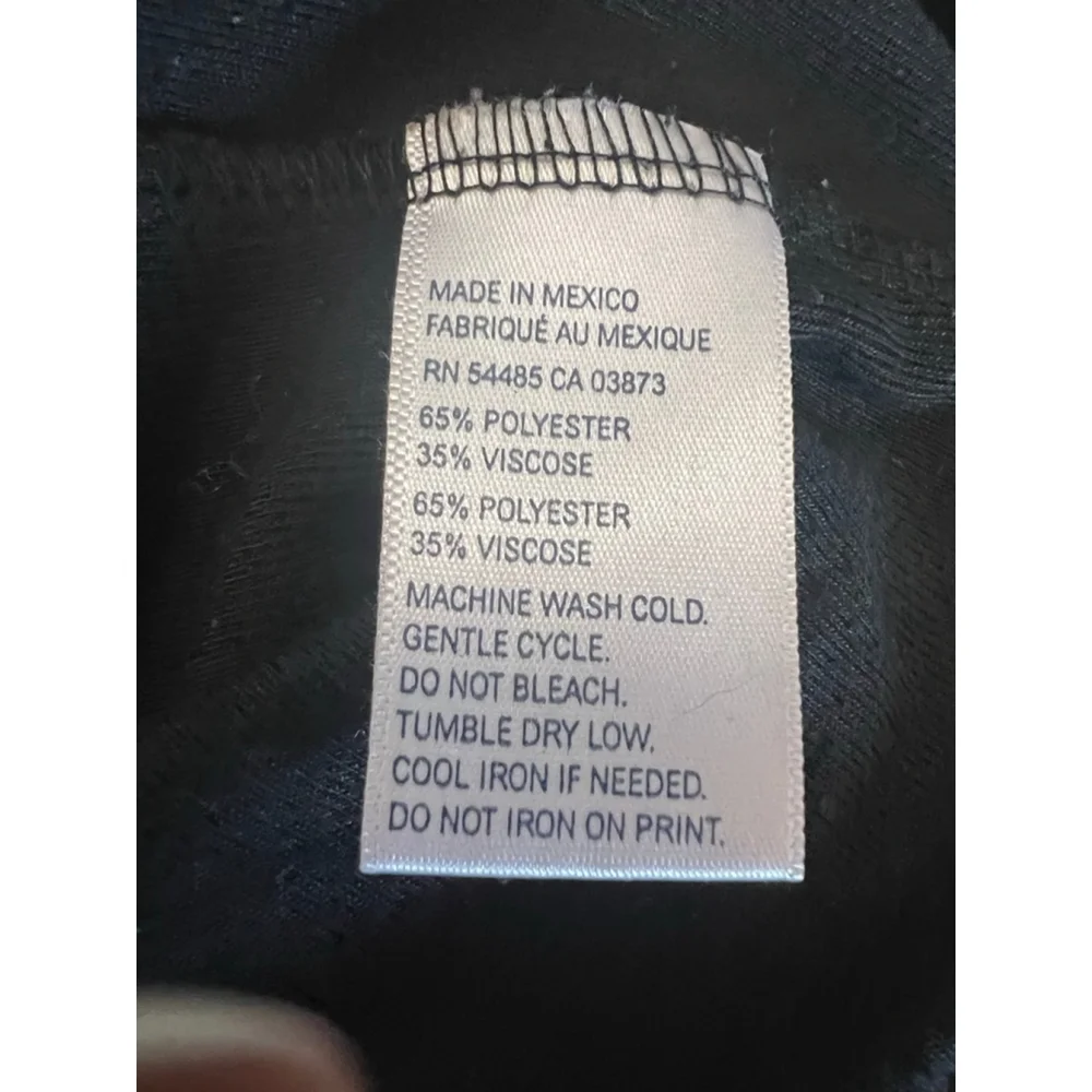 AMERICAN EAGLE Christmas Graphic Tee Women’s Medium Long Sleeve Cotton Shirt Top - Picture 8 of 8